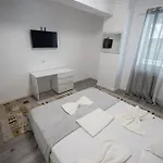 Apartment 2 Moonlight Et 1 *