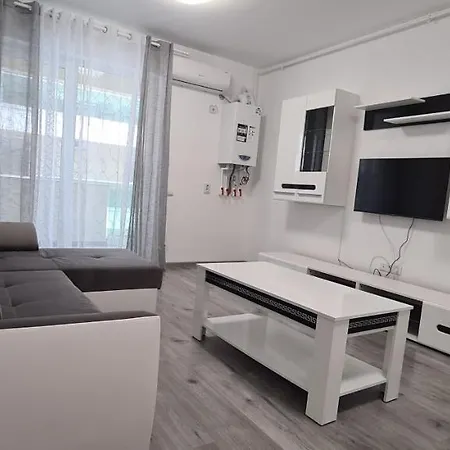 2 Moonlight Et 1 * Mamaia