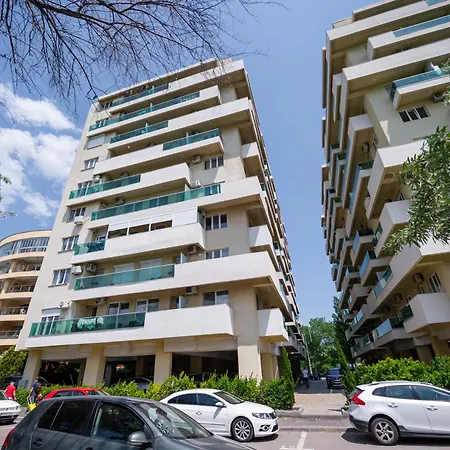 2 Moonlight Et 1 Apartment Mamaia