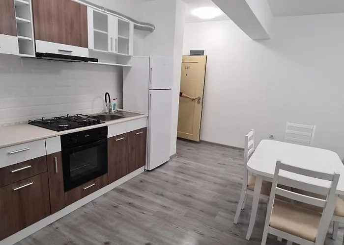 2 Moonlight Et 1 Ap 107